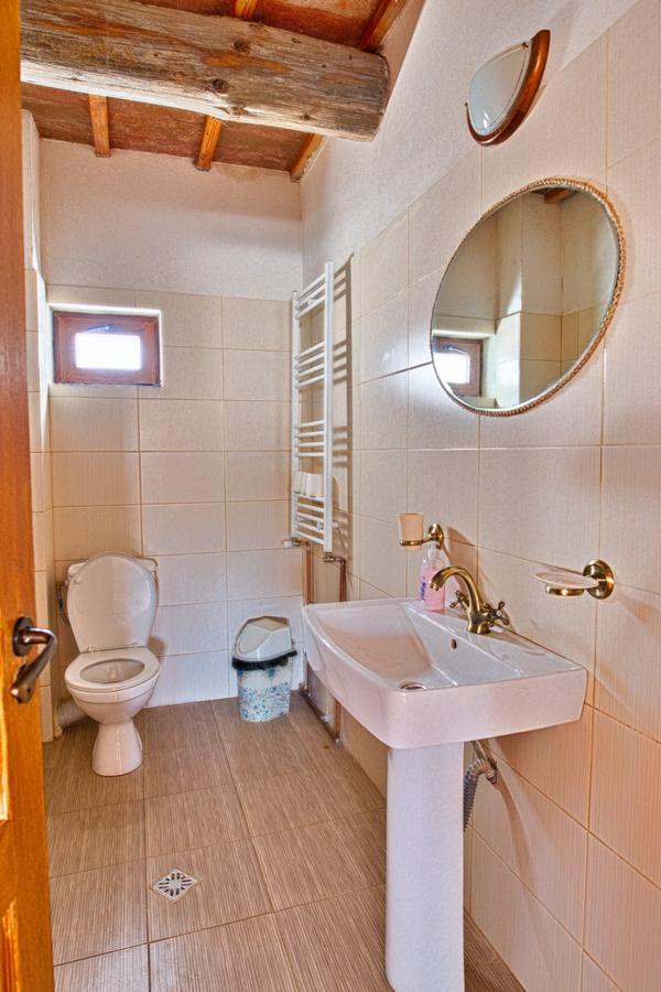 Casa Din Piatra Hotell Poiana  Exteriör bild